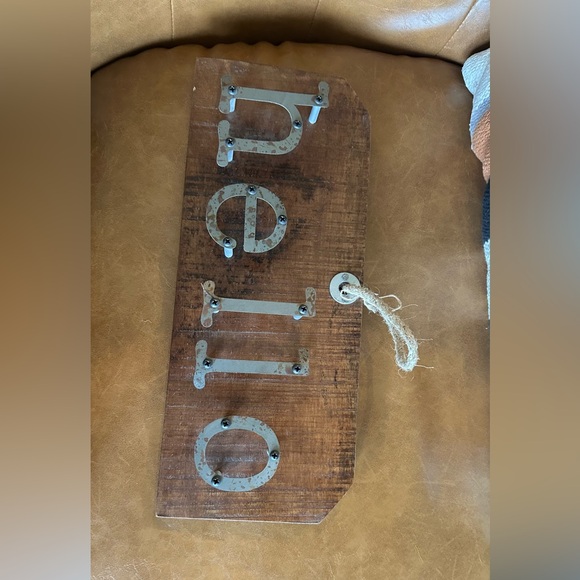 Hello Sign - Picture 1 of 2